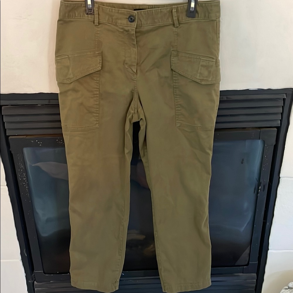 Ann Taylor women’s Olive Cargo Pants